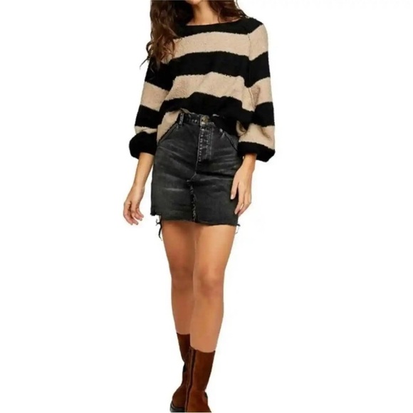 We The Free by Free People BREA CUT OFF DENIM SKIRT SIZE 24 Black Distressed - Picture 2 of 13